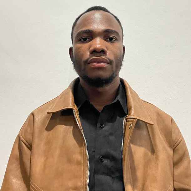 Norbert Muzimbwa - Assistant au programme